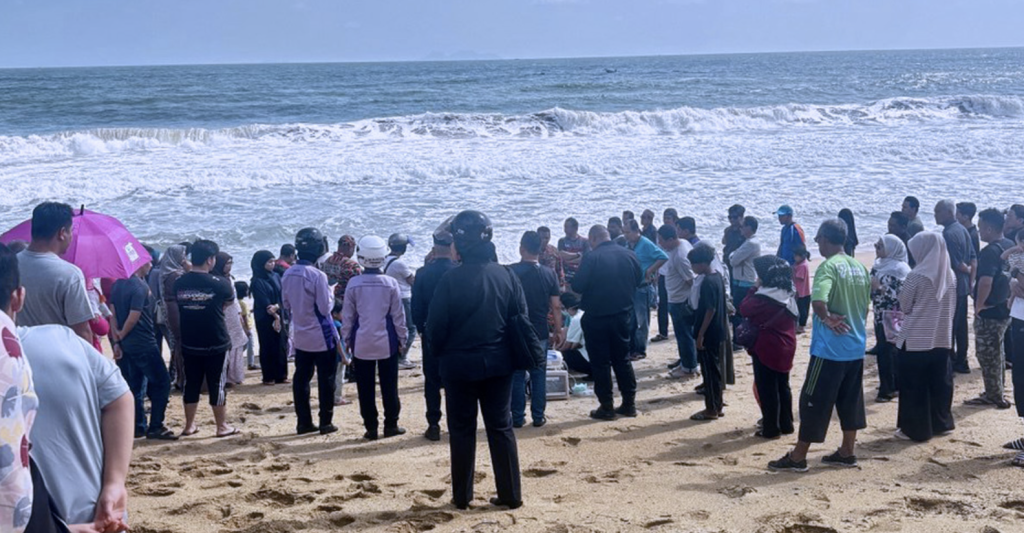 pantai sura tengah